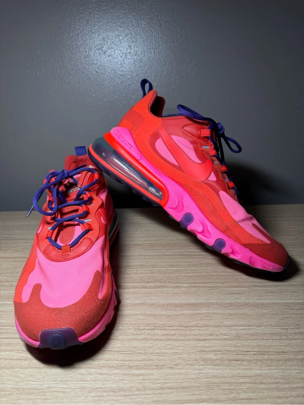 Nike Air Max 270 React 